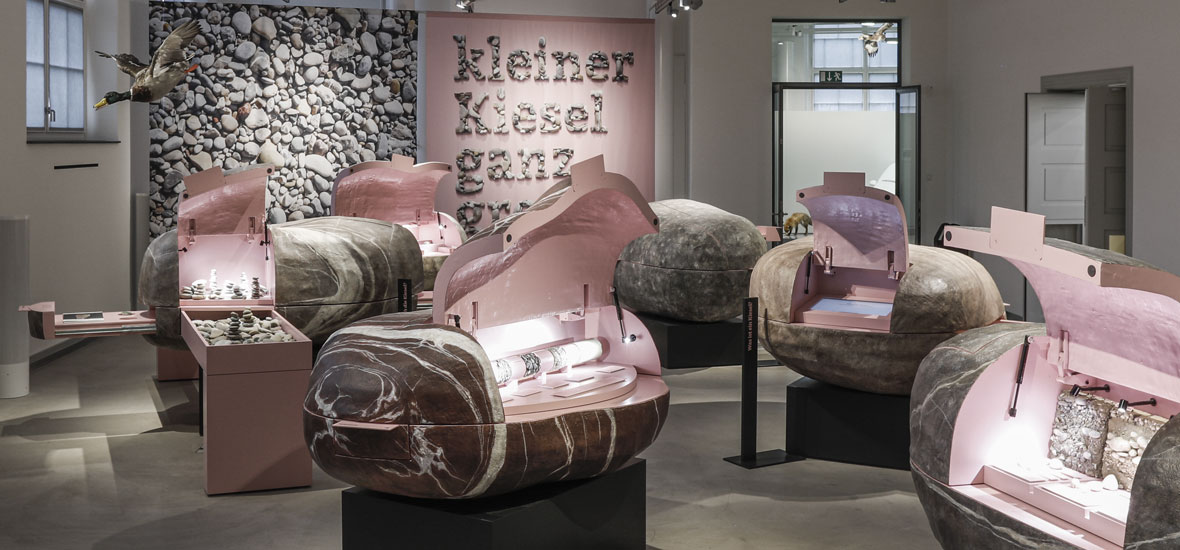 werbetechnik aus winterthur/museumstechnik/signaletik/beschriftungen. naef macht sichtbar.